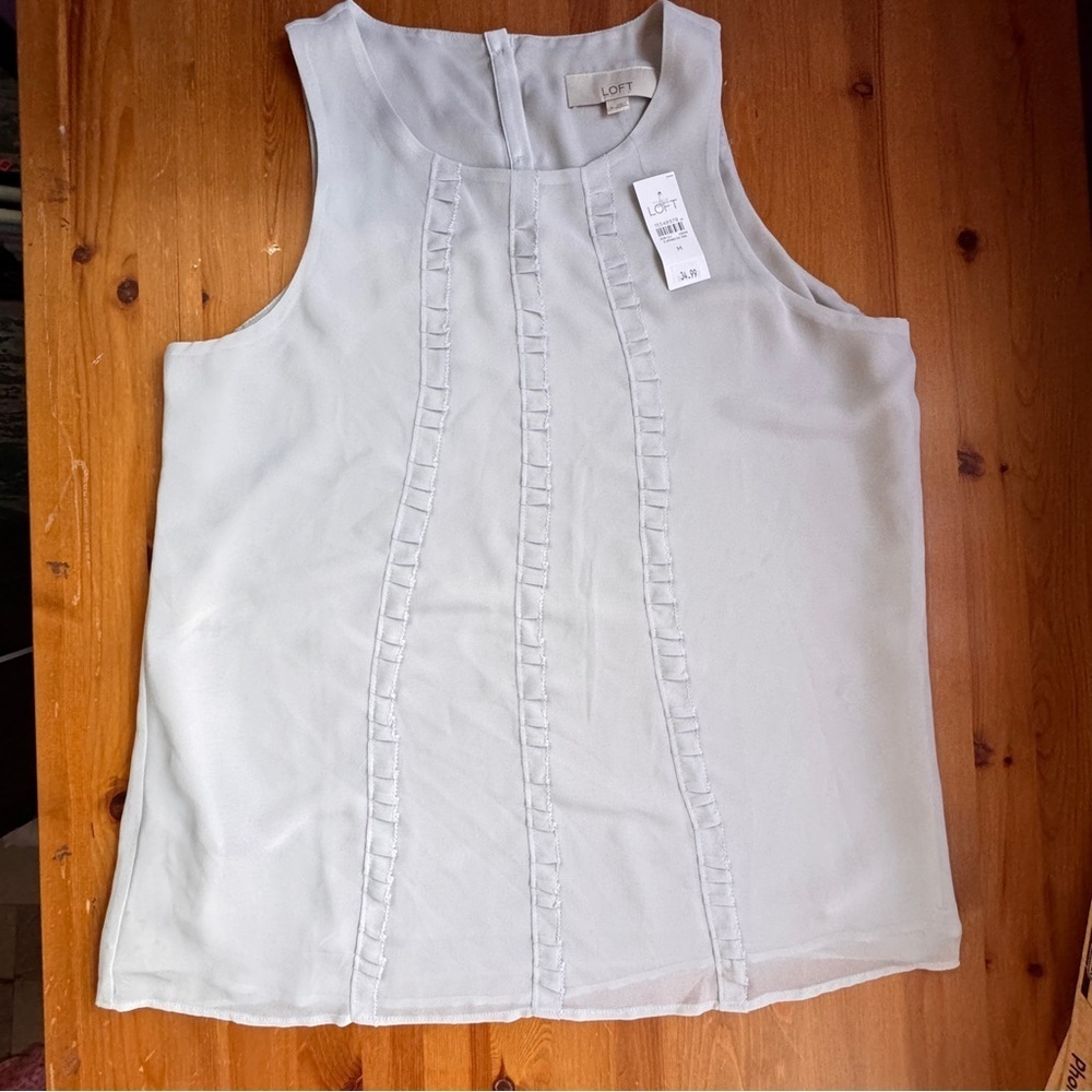 Loft sleeveless blouse